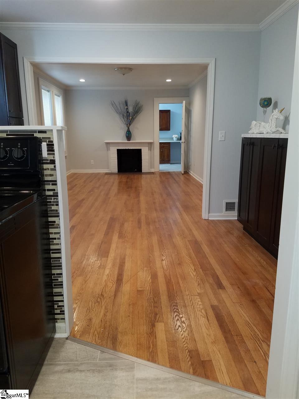 226 Brookside Road Spartanburg, SC 29301 - Photo 12 of 33 Gallery Image 12
