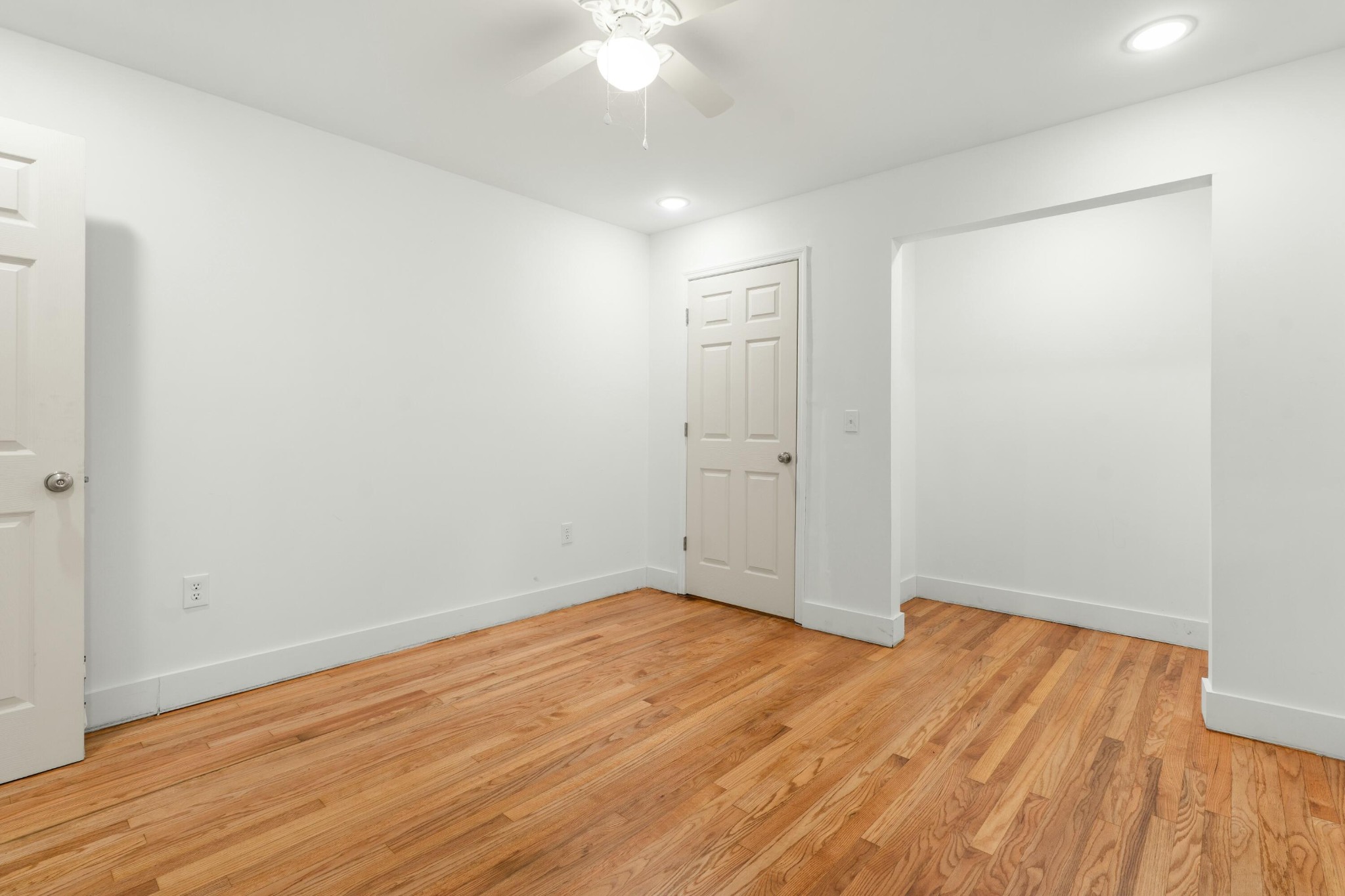 6416 Spring Place Road Southeast Cleveland, TN 37323 - Photo 14 of 28 wooden floor in an empty room