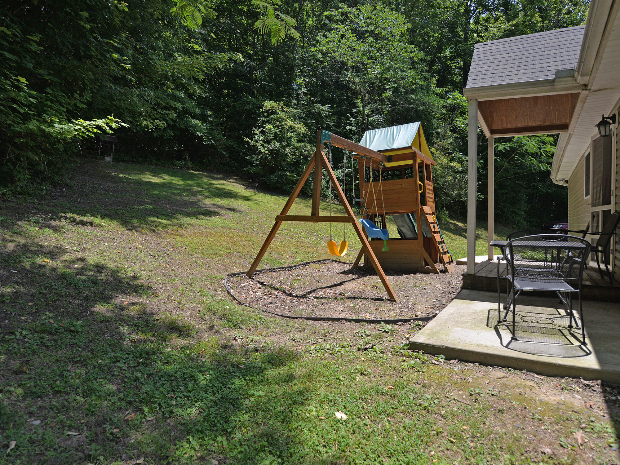 8640 Pedigo Road Powell, TN 37849 - Photo 14 of 15 8640 Pedigo 13