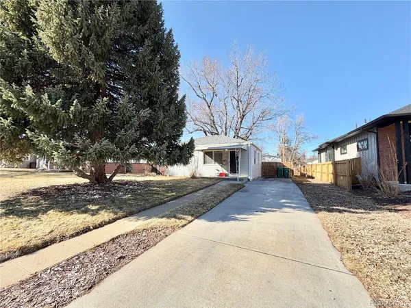 $2,150 | 3245 South Humboldt Street, Englewood, CO 80113