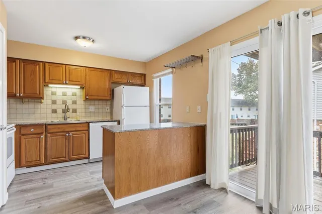 $144,900 | 763 Delray Drive, Unit I, St. Peters, MO 63376