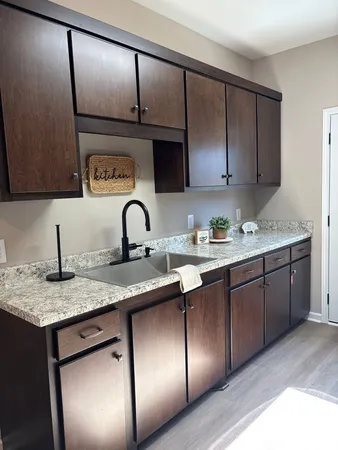 $1,200 | 404 Cedar Lane, Unit 12, Tullahoma, TN 37388