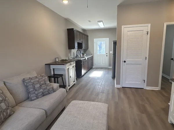 $1,200 | 404 Cedar Lane, Unit 12, Tullahoma, TN 37388