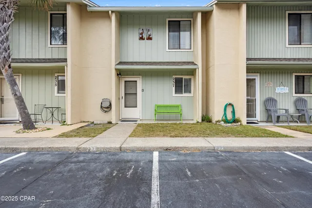 $2,000 | 237 St Katherine Boulevard, Panama City Beach, FL 32407