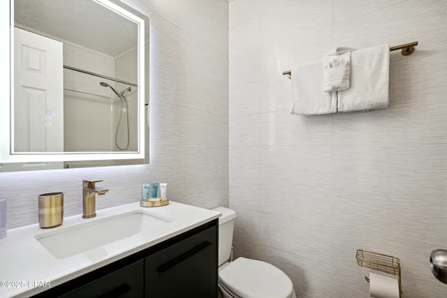 $2,000 | 237 St Katherine Boulevard, Panama City Beach, FL 32407