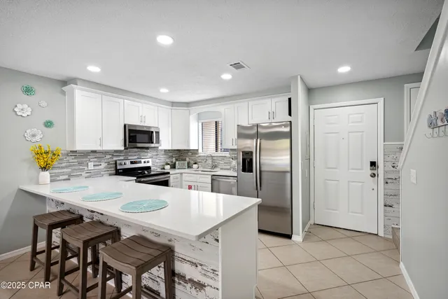 $2,000 | 237 St Katherine Boulevard, Panama City Beach, FL 32407