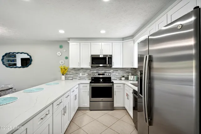 $2,000 | 237 St Katherine Boulevard, Panama City Beach, FL 32407