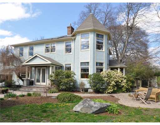 80 Old Beach Road Newport, RI 02840 - Photo 7 of 20 Exterior Front.