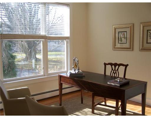 80 Old Beach Road Newport, RI 02840 - Photo 8 of 20 Studio/Study/Office.
