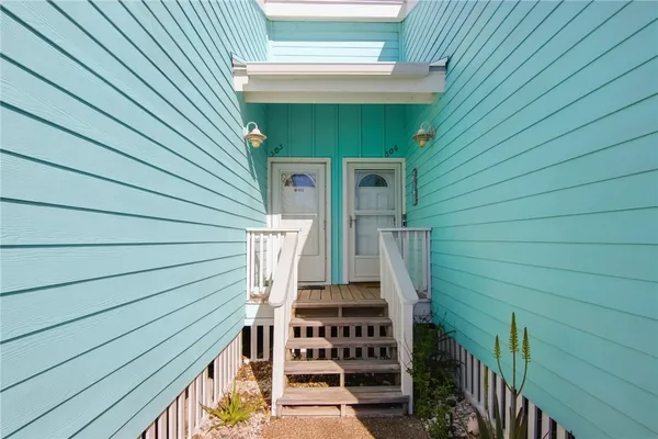 $358,000 | 2292 North Fulton Beach Road, Unit 505, Rockport, TX 78382