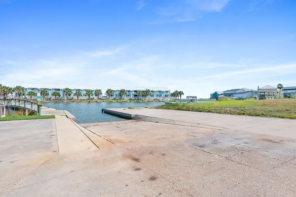 $358,000 | 2292 North Fulton Beach Road, Unit 505, Rockport, TX 78382