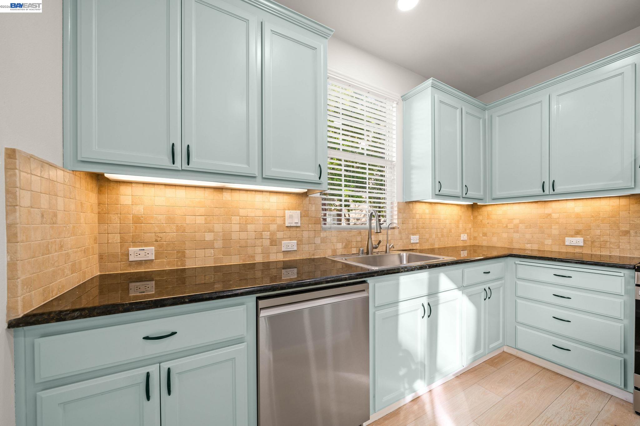 2229 Maidenhair Way San Ramon, CA 94582 - Photo 18 of 64 Gallery Image 18