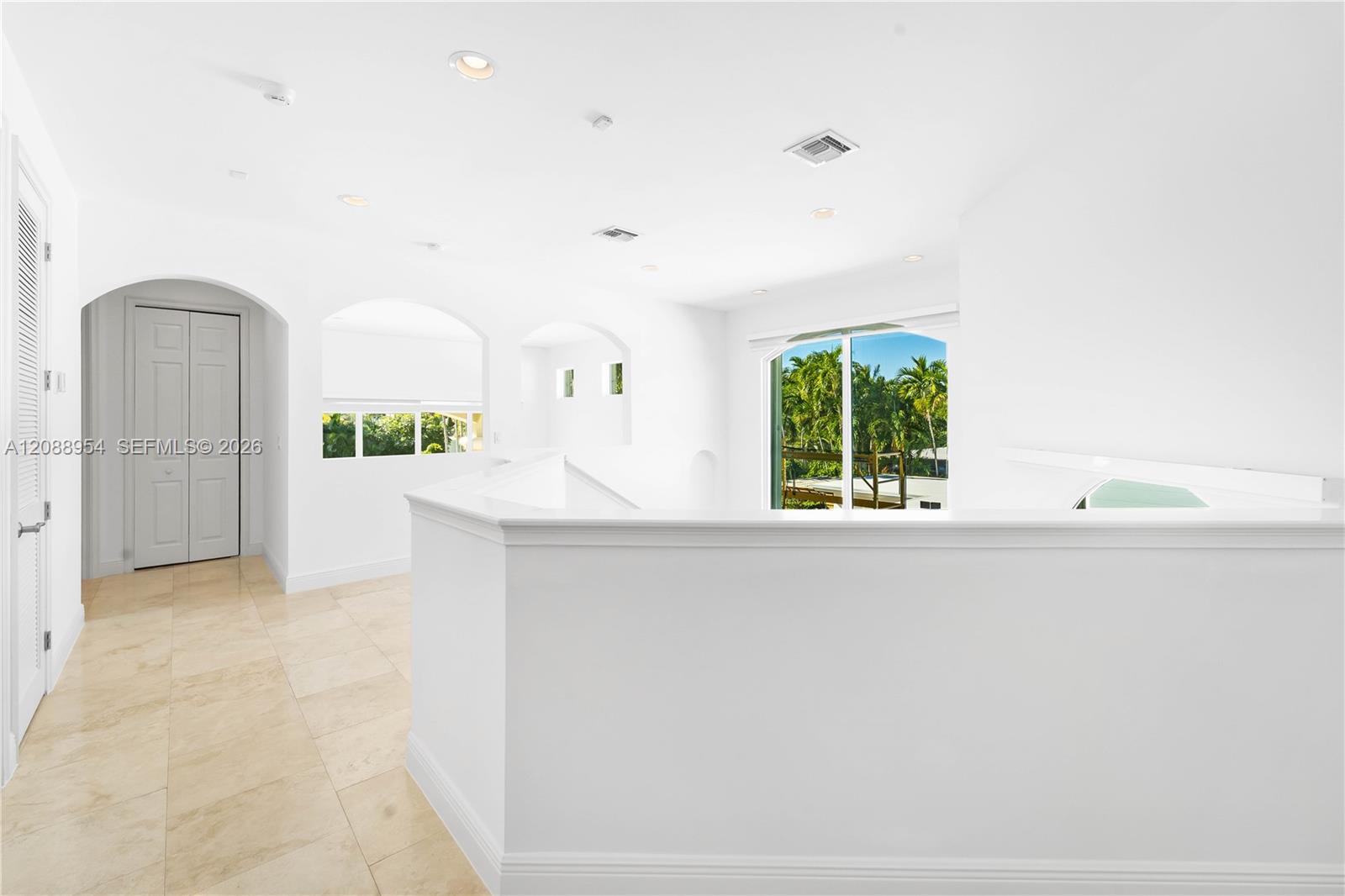 1490 Cleveland Road Miami Beach, FL 33141 - Photo 21 of 33 2nd floor landing
