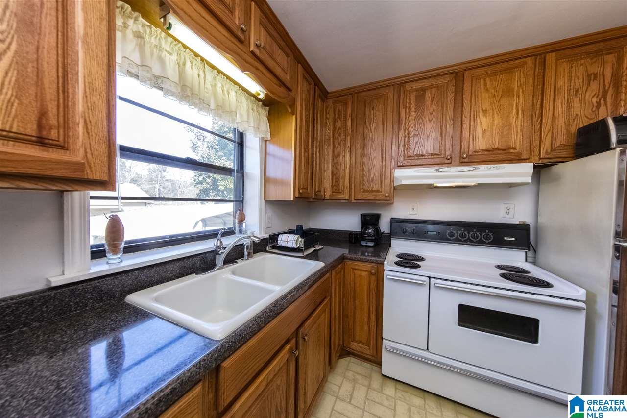 3240 Ridgely Drive Birmingham, AL 35243 - Photo 8 of 30