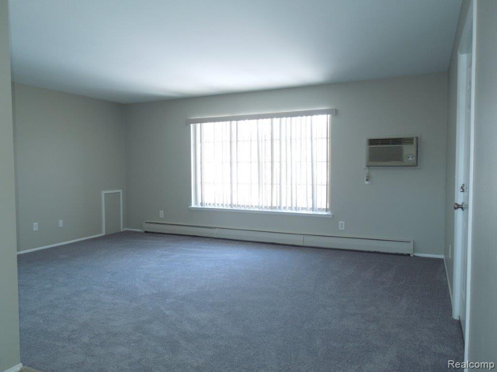 454 Romeo Road Rochester, MI 48307 - Photo 2 of 5