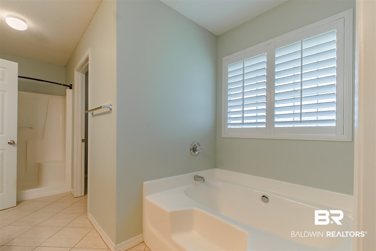 322 Manchester Lane Foley, AL 36535 - Photo 29 of 45