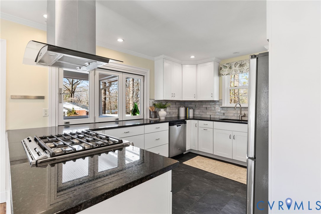 8678 Fieldcrest Road Richmond, VA 23235 - Photo 11 of 52 Recently FULLY RENOVATED - The Kitchen is GORGEOUS