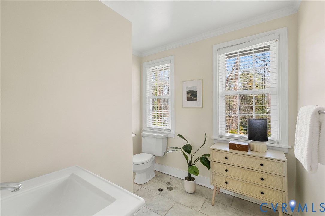 8678 Fieldcrest Road Richmond, VA 23235 - Photo 26 of 52 Another view of the Large Full Bath - marble tile