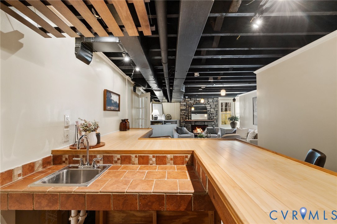 8678 Fieldcrest Road Richmond, VA 23235 - Photo 35 of 52 LOVE having a sink here...