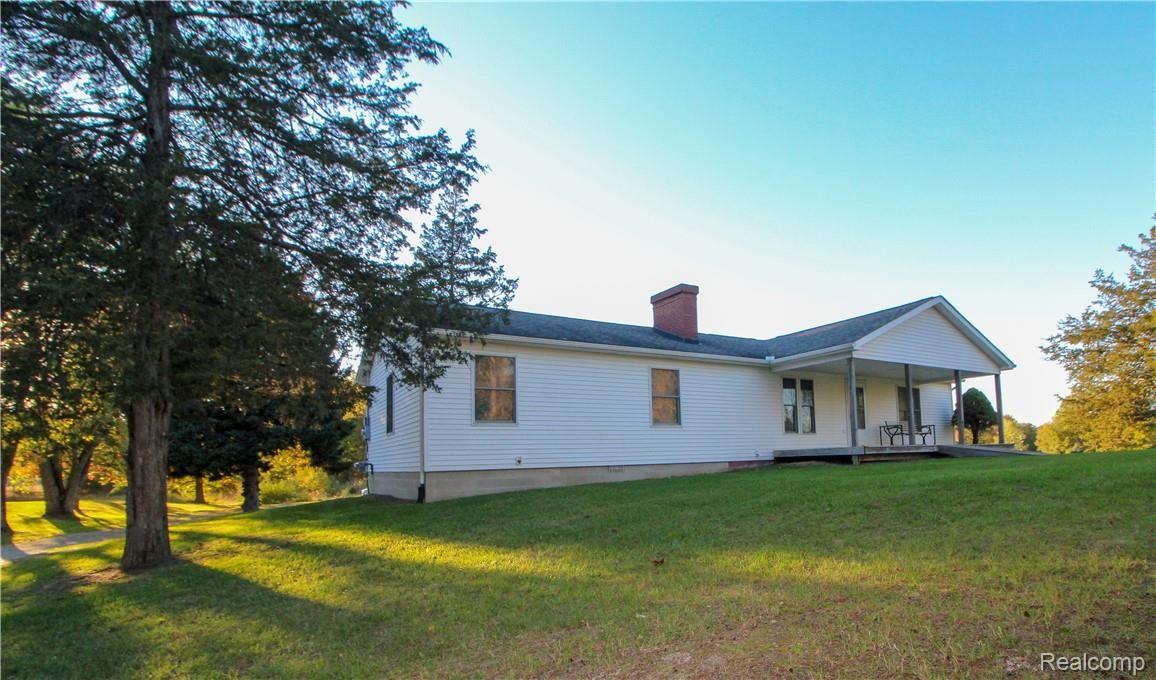 7199 Wiggins Road Howell, MI 48855 - Photo 5 of 36 IMG_9377.jpg