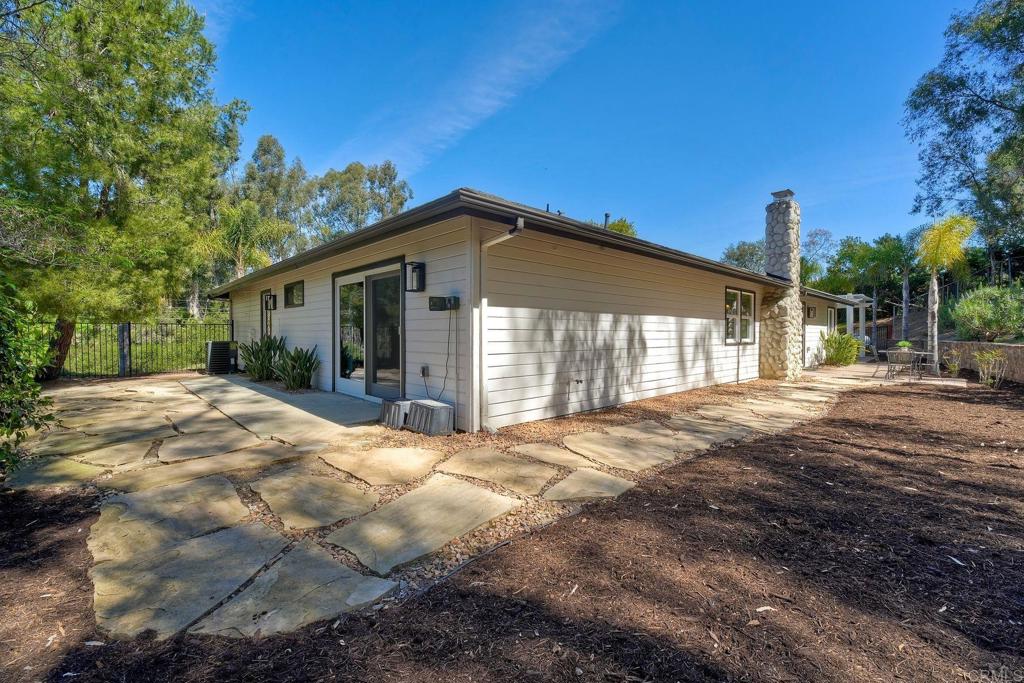 2830 Green Canyon Road Fallbrook, CA 92028 - Photo 31 of 43