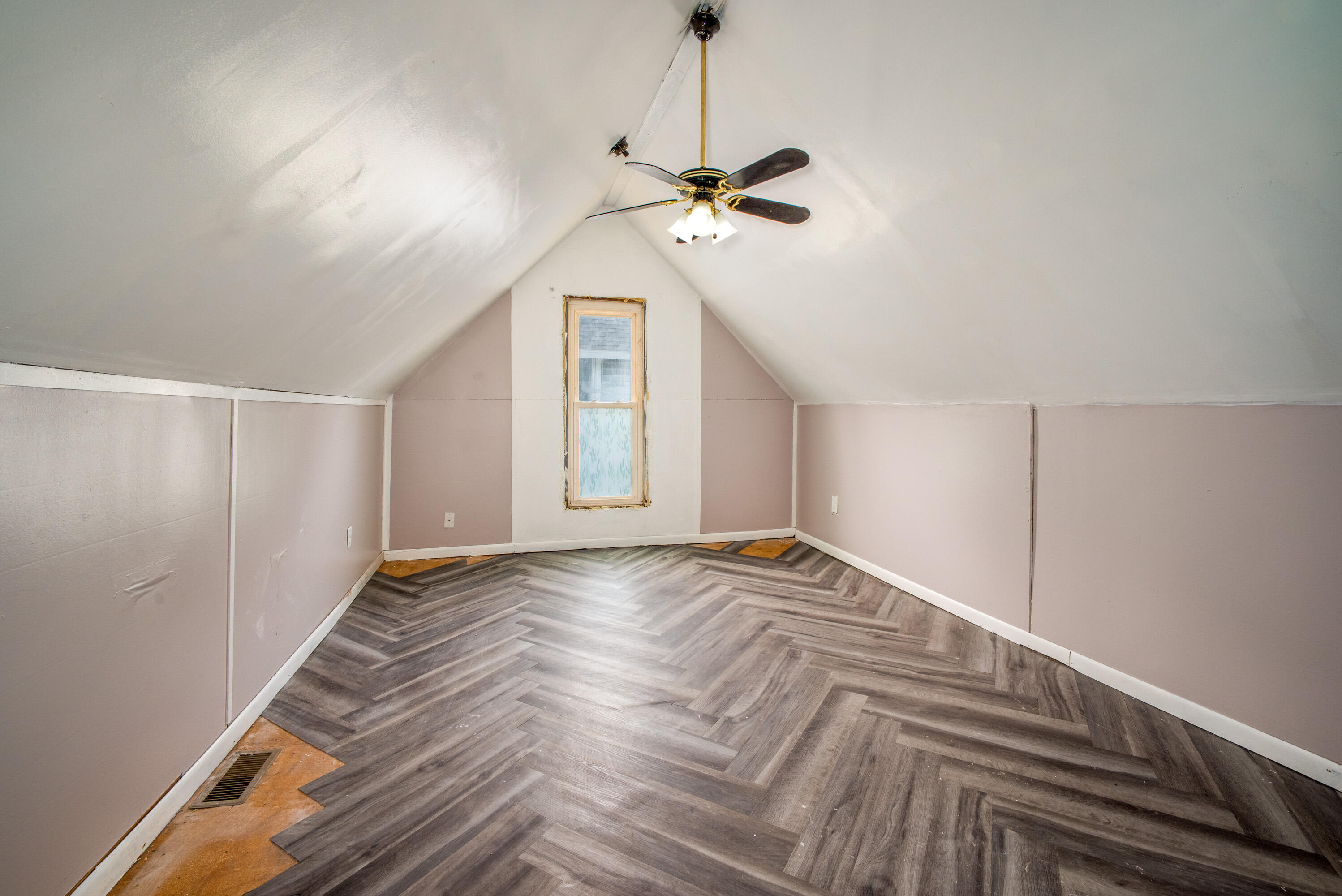 235 5th Street Manistee, MI 49660 - Photo 18 of 31 18