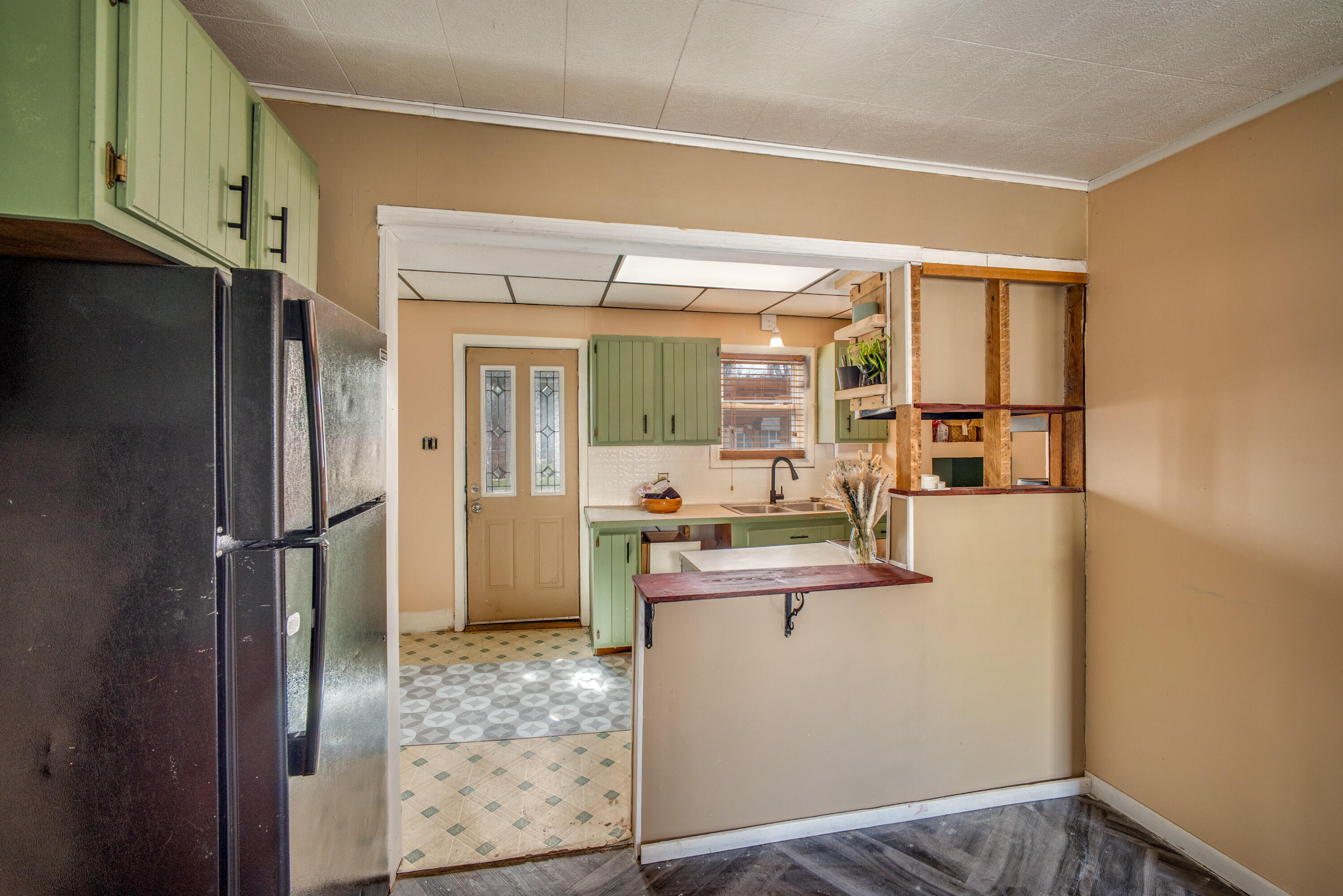 235 5th Street Manistee, MI 49660 - Photo 5 of 31 5