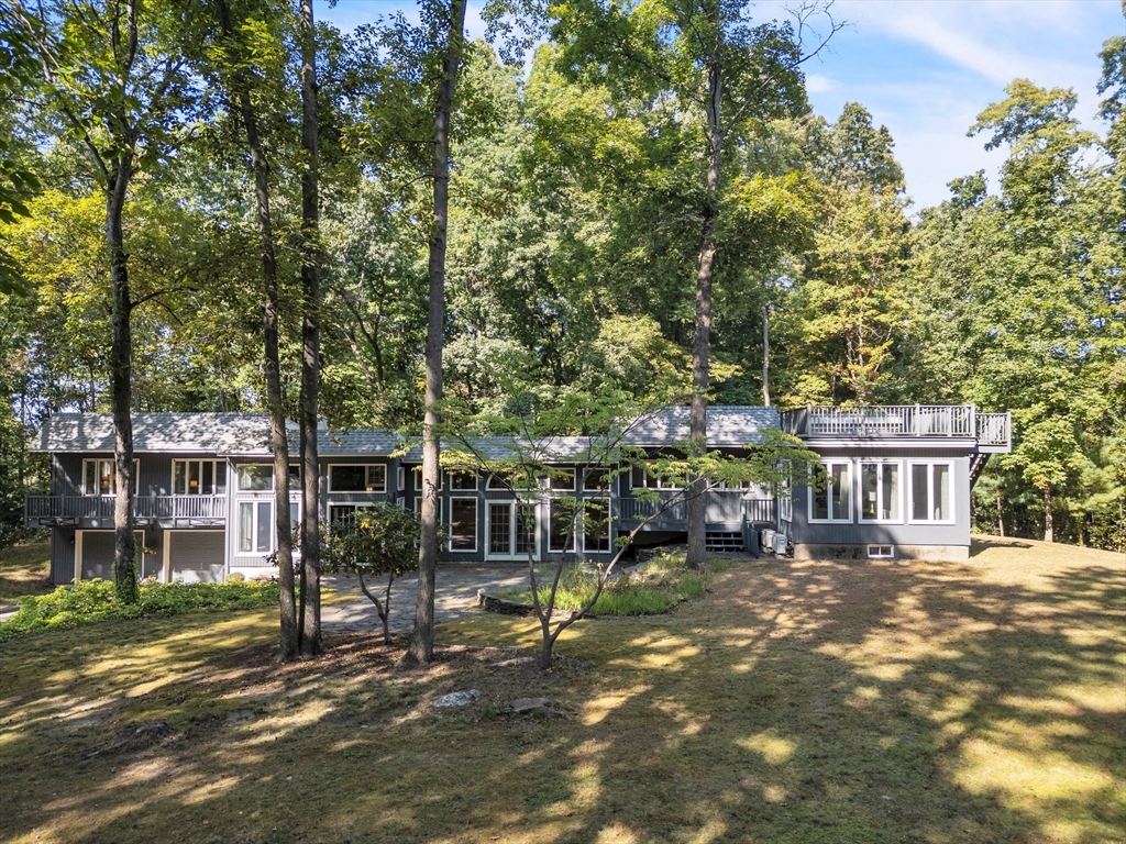 128 Baker Hill Road Northampton, MA 01062 - Photo 3 of 42 Gallery Image 3
