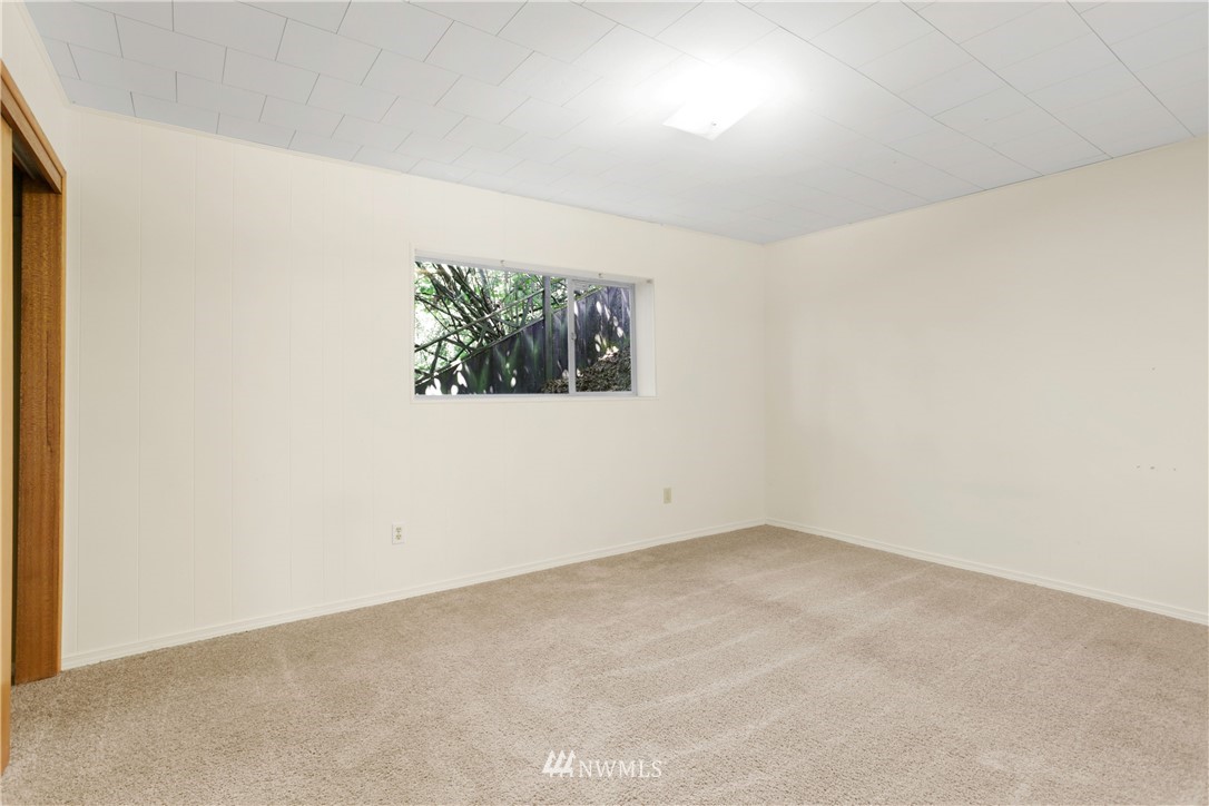 2209 Harrington Place Northeast Renton, WA 98056 - Photo 11 of 16