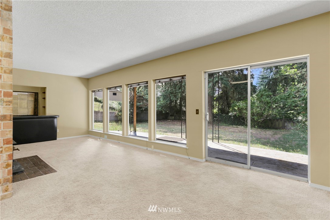 2209 Harrington Place Northeast Renton, WA 98056 - Photo 13 of 16