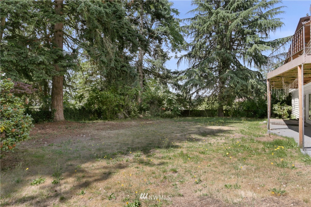 2209 Harrington Place Northeast Renton, WA 98056 - Photo 15 of 16