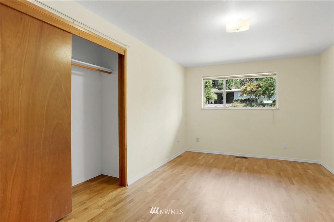 2209 Harrington Place Northeast Renton, WA 98056 - Photo 9 of 16