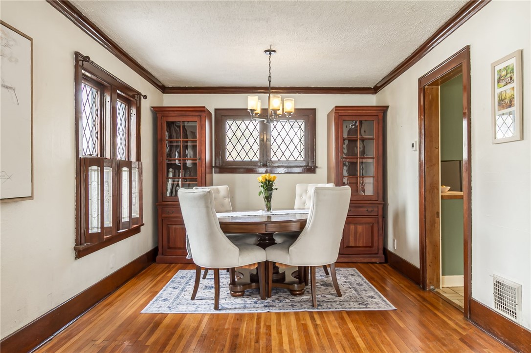 706 Madison Street East Rochester, NY 14445 - Photo 9 of 24 Gallery Image 9
