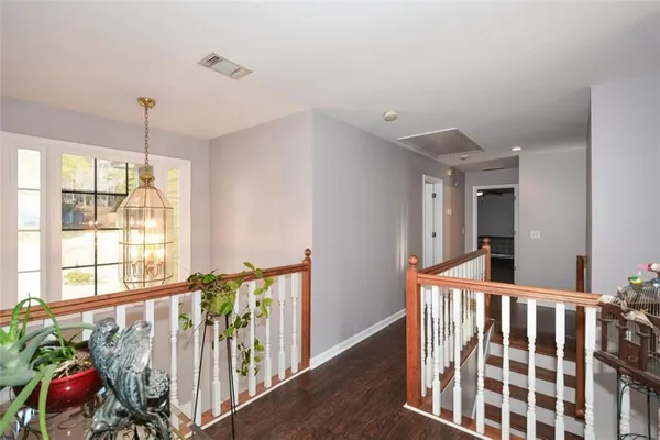 $549,900 | 5045 Southern Trace Drive, Gainesville, GA 30504