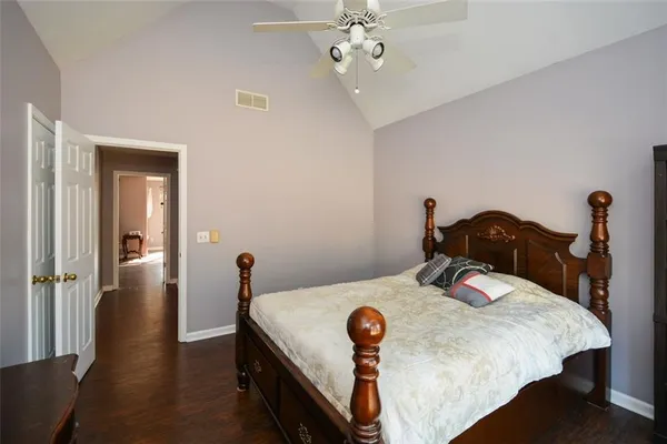 $549,900 | 5045 Southern Trace Drive, Gainesville, GA 30504