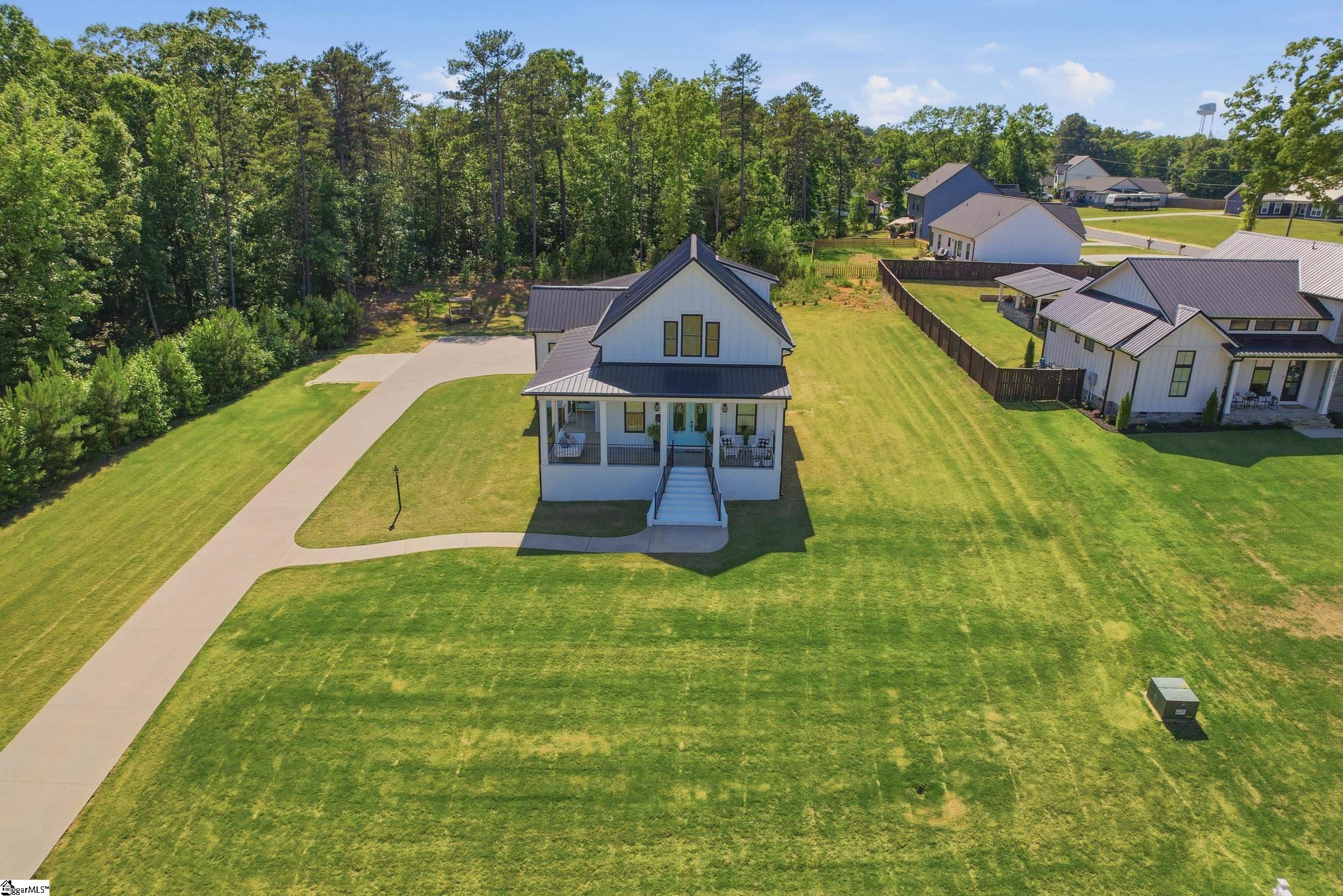 1006 Embassy Drive Anderson, SC 29625 - Photo 32 of 38