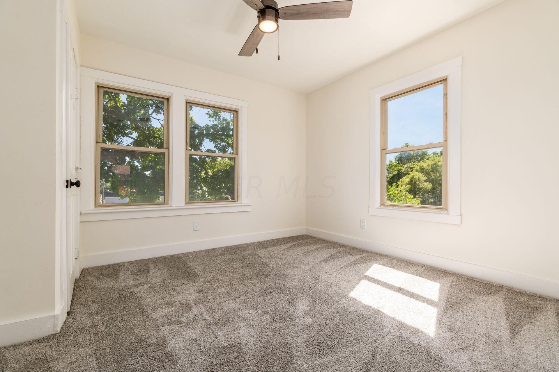899 North Nelson Road Columbus, OH 43219 - Photo 20 of 37 035_S - 899 N Nelson Rd - 097