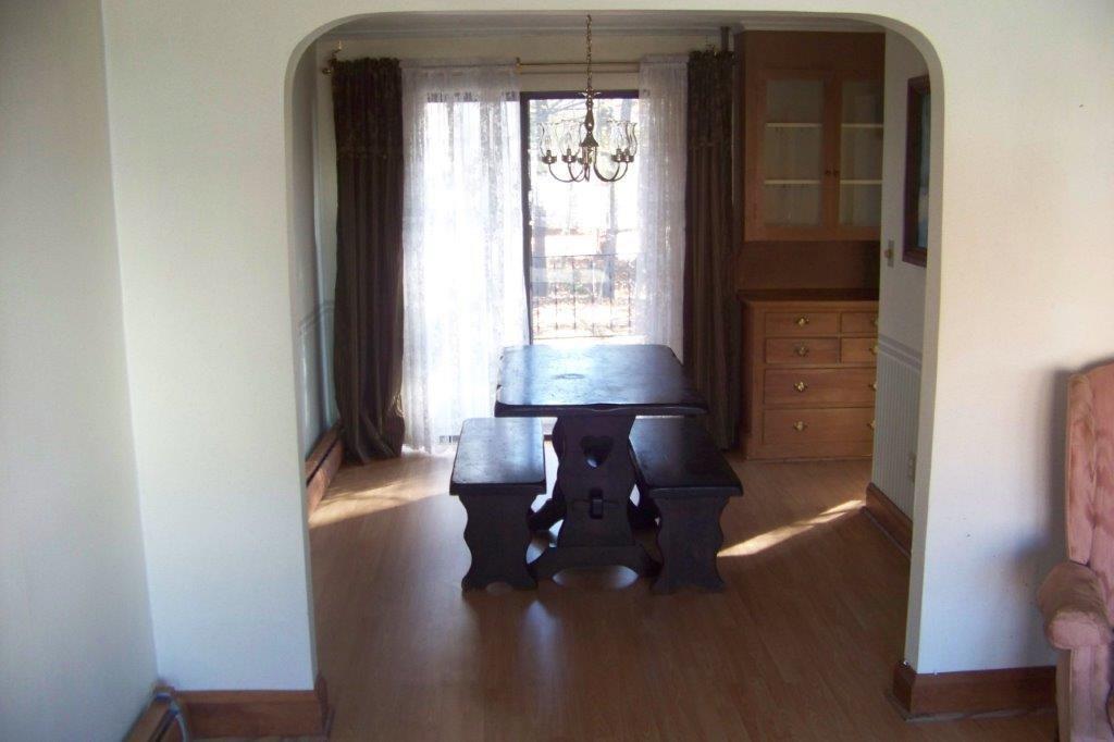36 Ridgeway Avenue Sanford, ME 04073 - Photo 8 of 33 Dining area