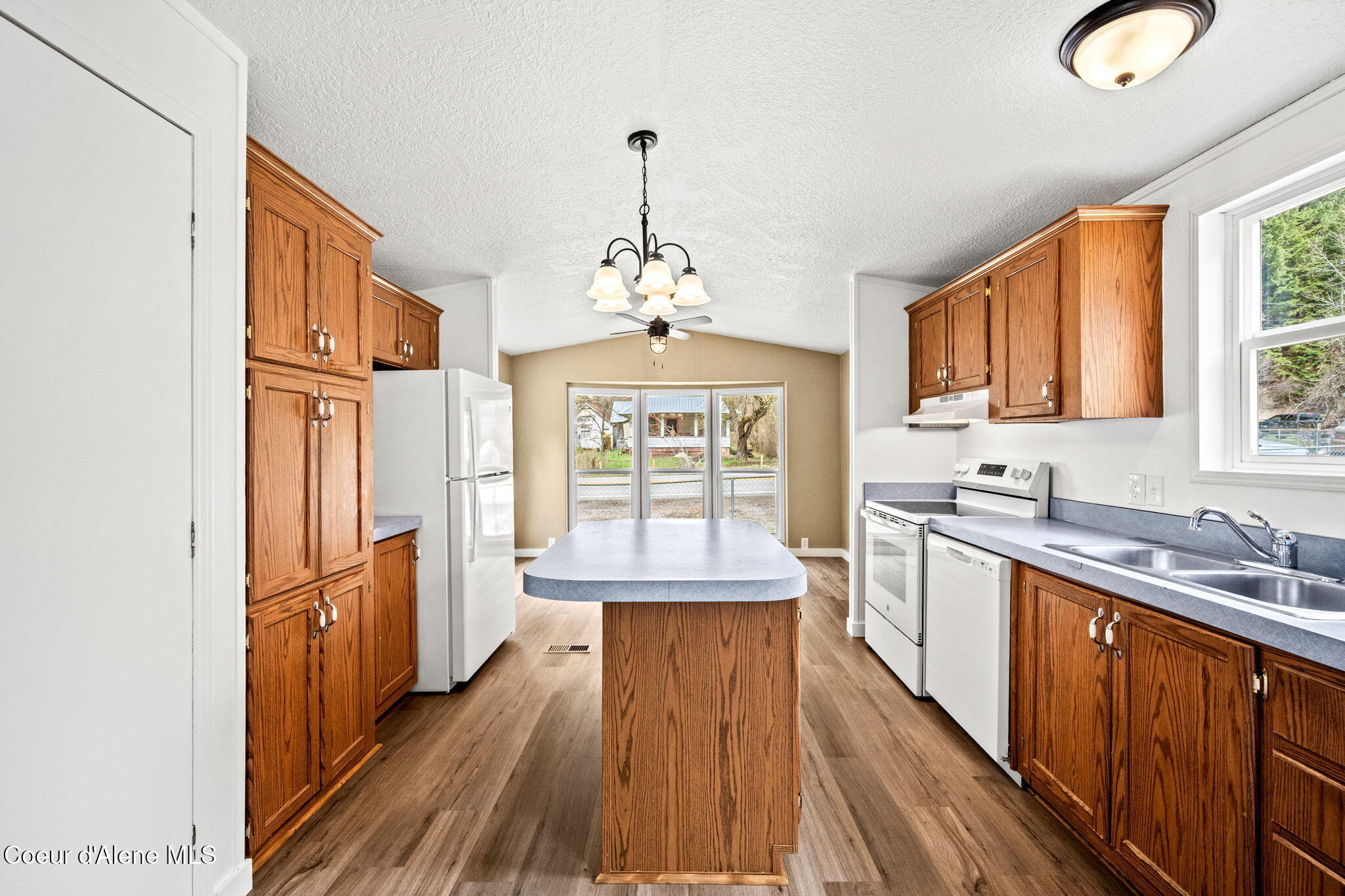 652 Burke Road Wallace, ID 83873 - Photo 13 of 28 37-web-or-mls-DSC_7104