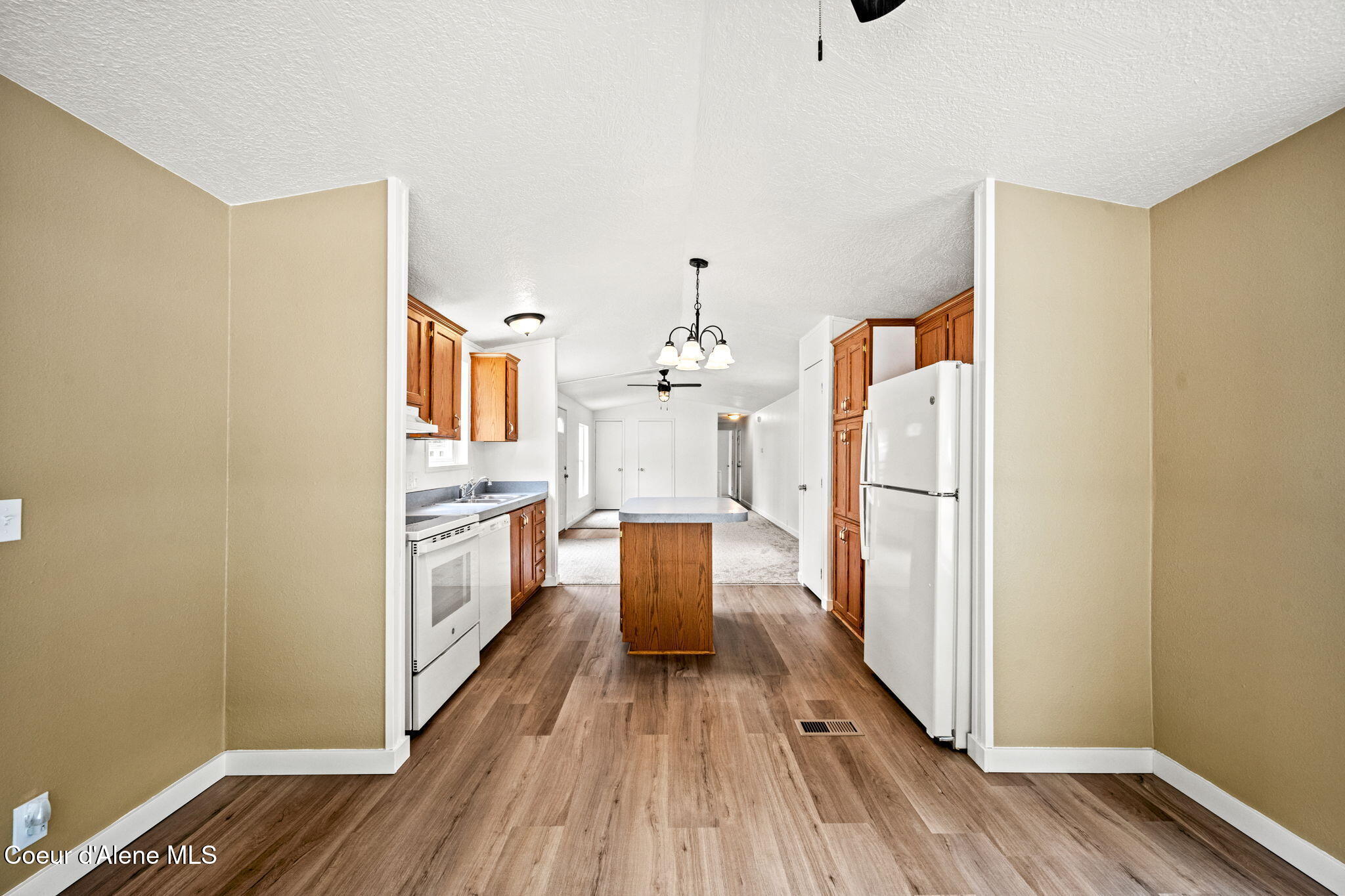 652 Burke Road Wallace, ID 83873 - Photo 15 of 28 42-web-or-mls-DSC_7124