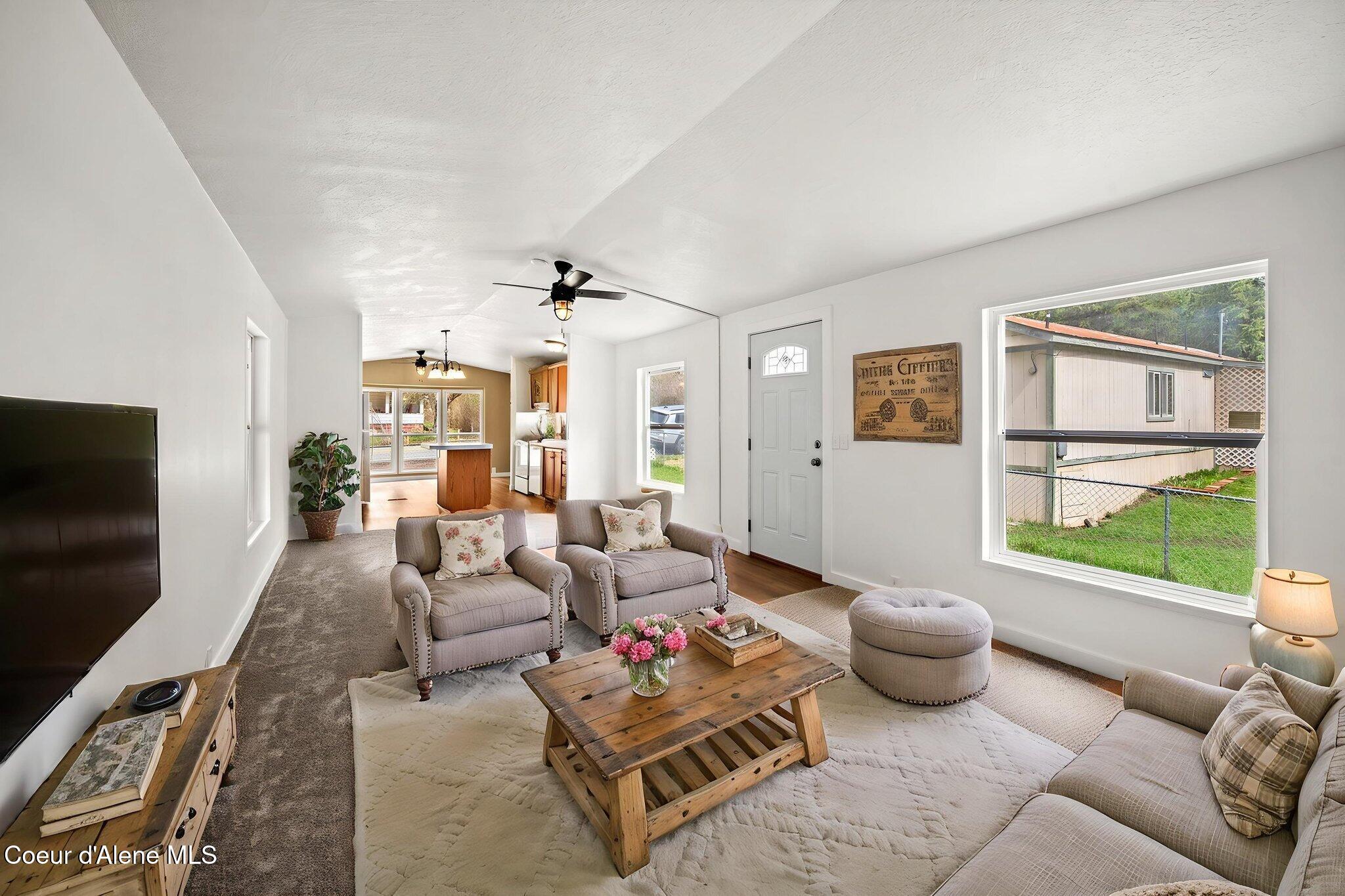 652 Burke Road Wallace, ID 83873 - Photo 7 of 28 29-web-or-mls-DSC_7079 virtually staged