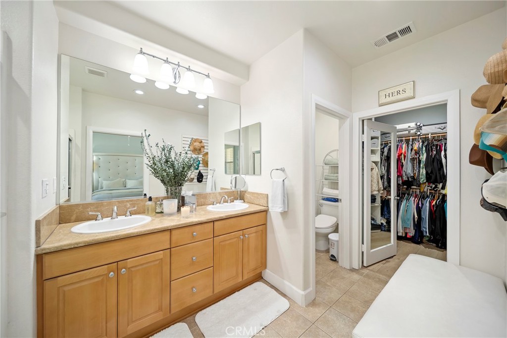 20426 Paseo Cresta Porter Ranch, CA 91326 - Photo 23 of 44