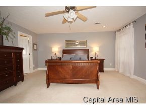 4391 Tottenham Court Springfield, IL 62711 - Photo 12 of 23