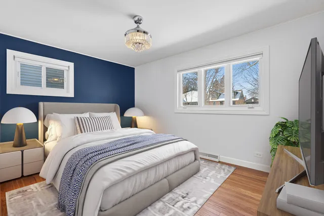 $355,000 | 107 South Ash Street, Palatine, IL 60067