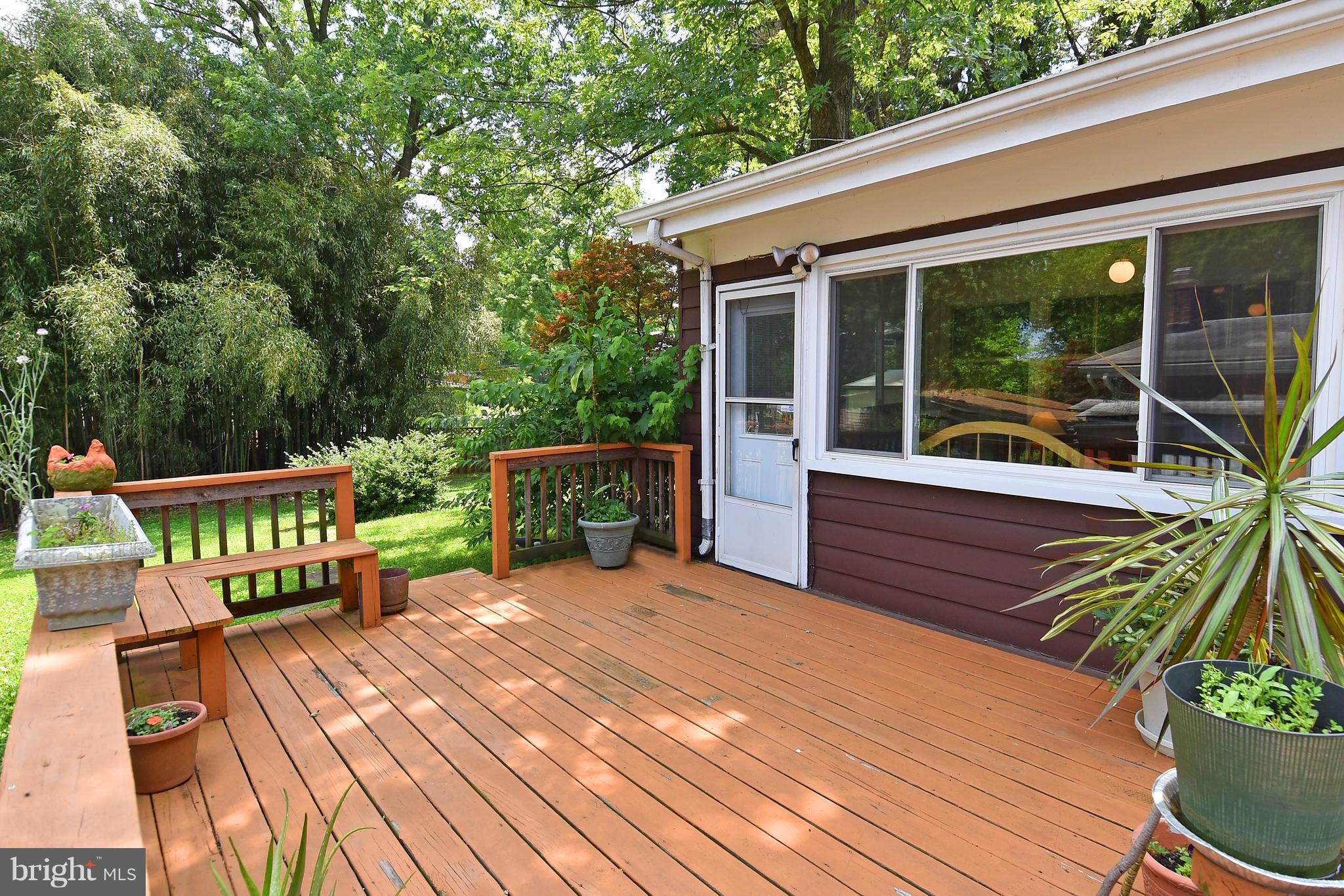 828 Hyde Road Silver Spring, MD 20902 - Photo 24 of 30 Rear Deck