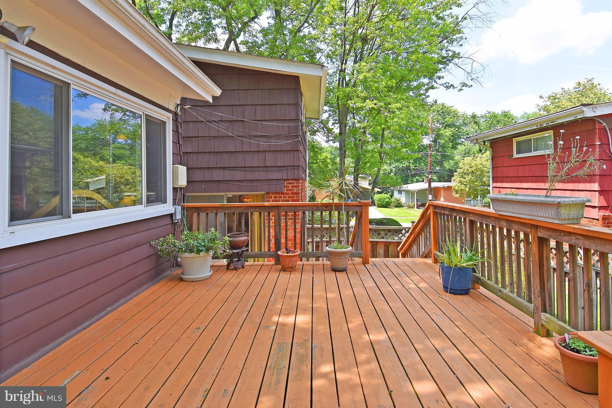 828 Hyde Road Silver Spring, MD 20902 - Photo 25 of 30 Rear Deck