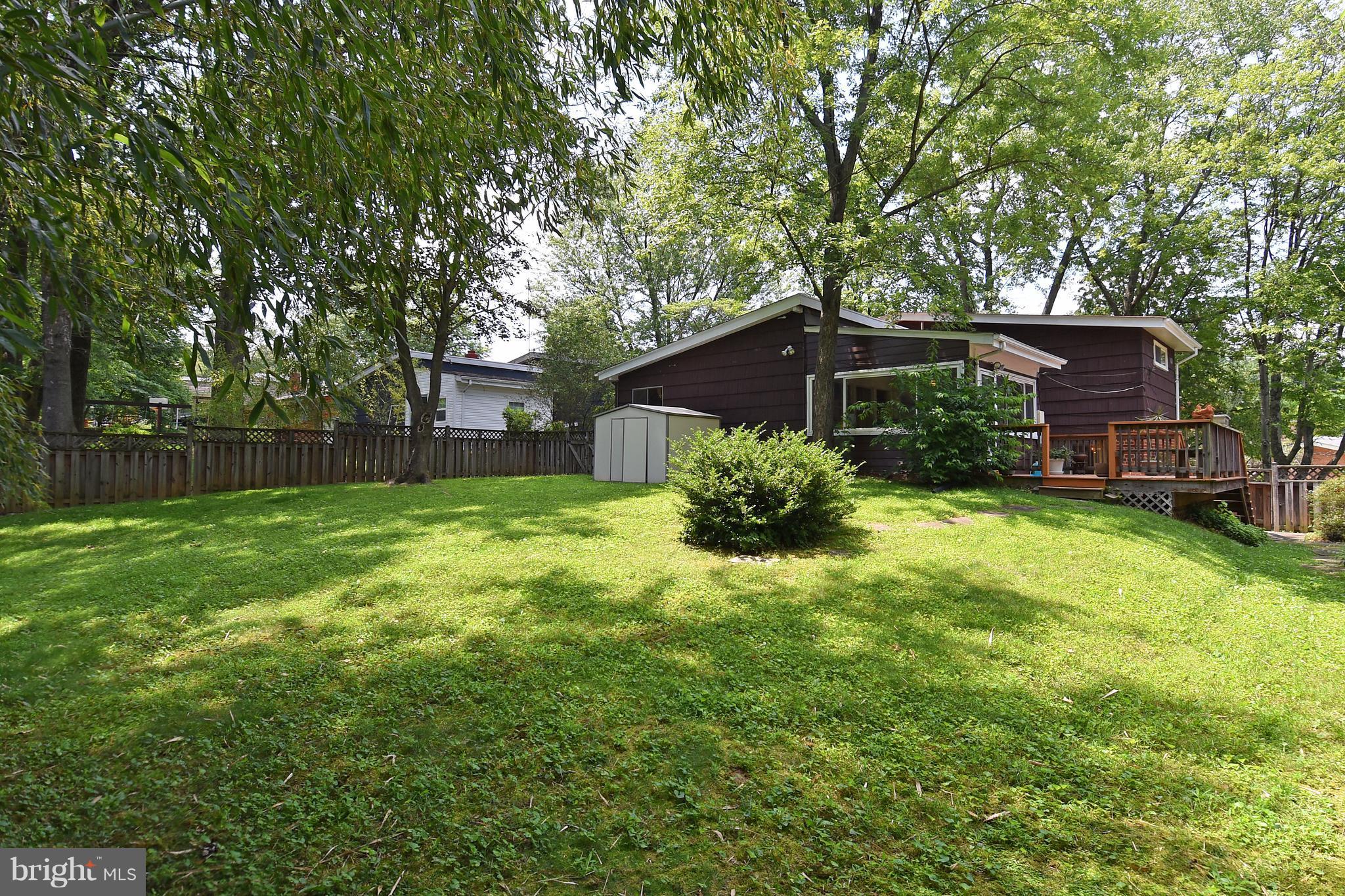 828 Hyde Road Silver Spring, MD 20902 - Photo 28 of 30 Exterior (Rear)