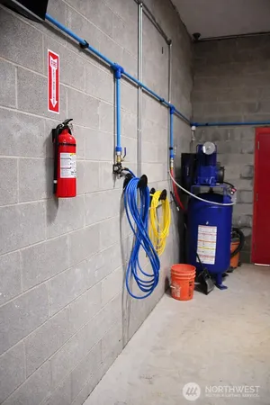 $3,500 | 163 Reagan Lane, Unit 4 & 5, Eatonville, WA 98328