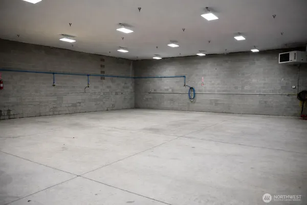 $3,500 | 163 Reagan Lane, Unit 4 & 5, Eatonville, WA 98328