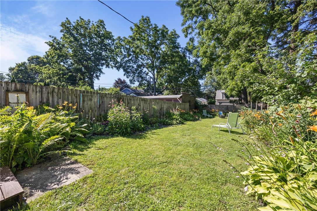 90 Hickory Street Rochester, NY 14620 - Photo 37 of 44